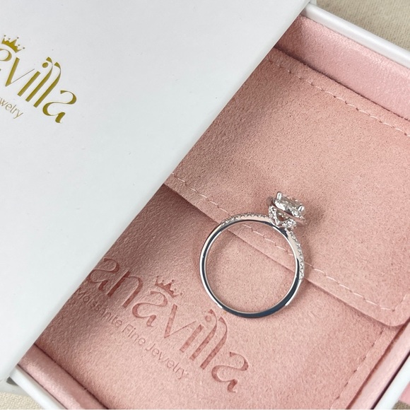 1.27ctw Moissanite S925 Round Halo Engagement Ring 18k Plated